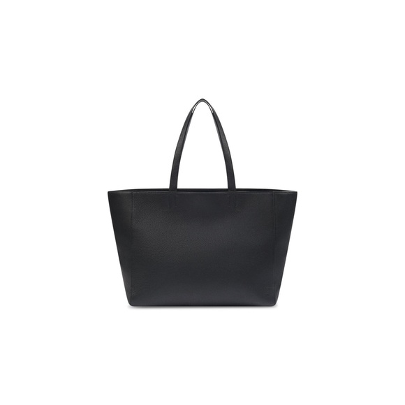 Balenciaga EVERYDAY EAST-WEST TOTE BAG IN BLACK
Retails CAD1785 - Picture 3 of 3